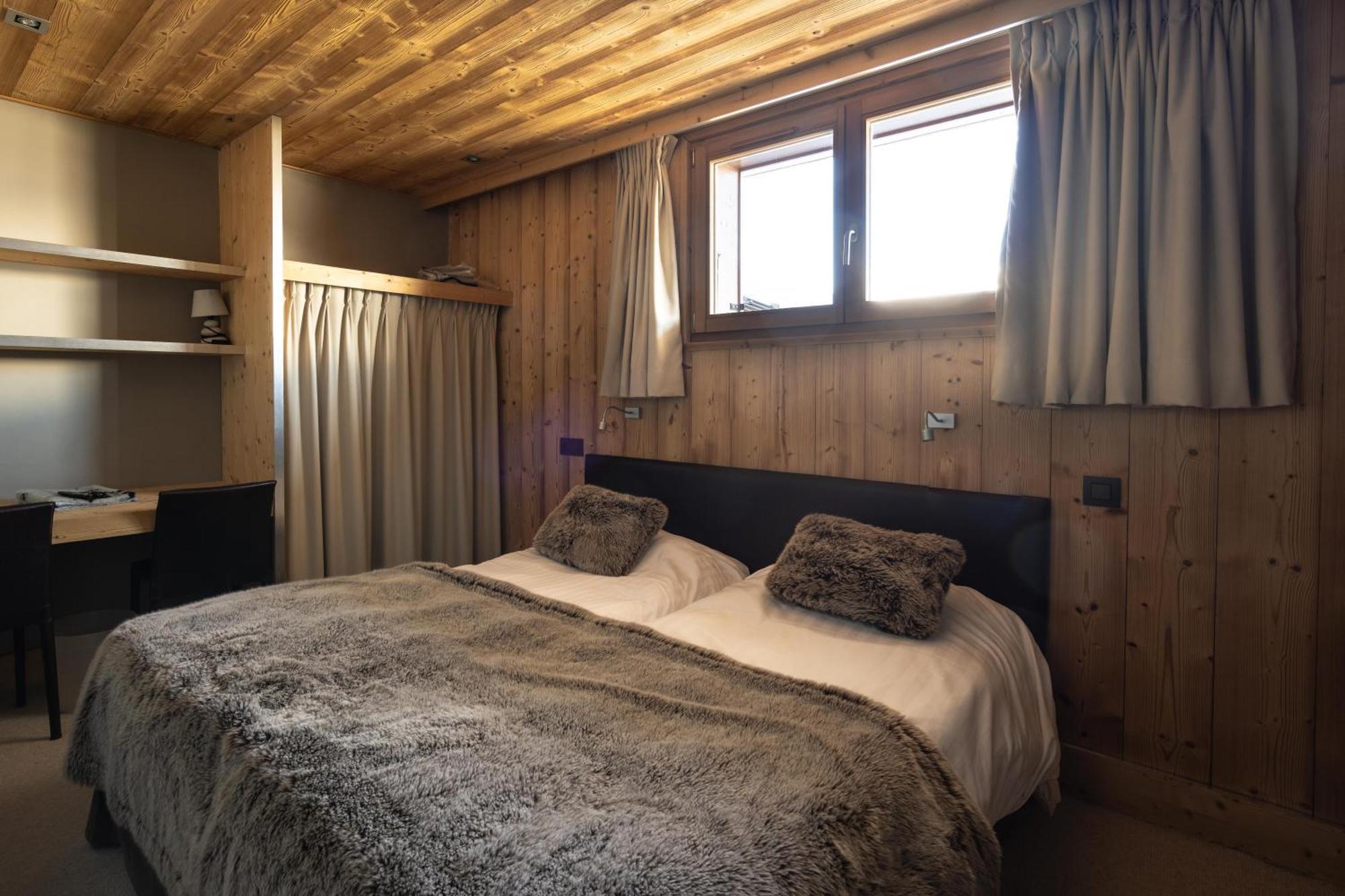 Les Rhodos Hotel Cordon